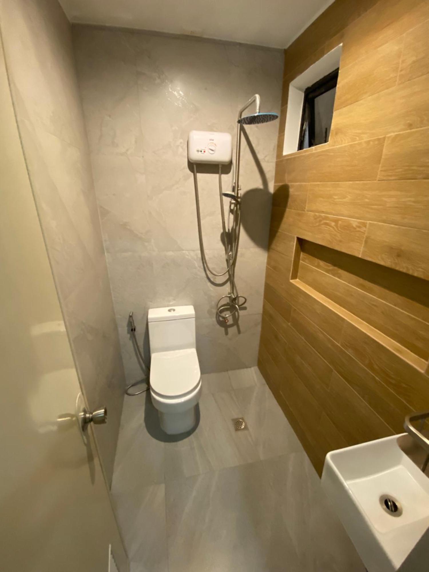 Aurora Suites Pasay Zewnętrze zdjęcie