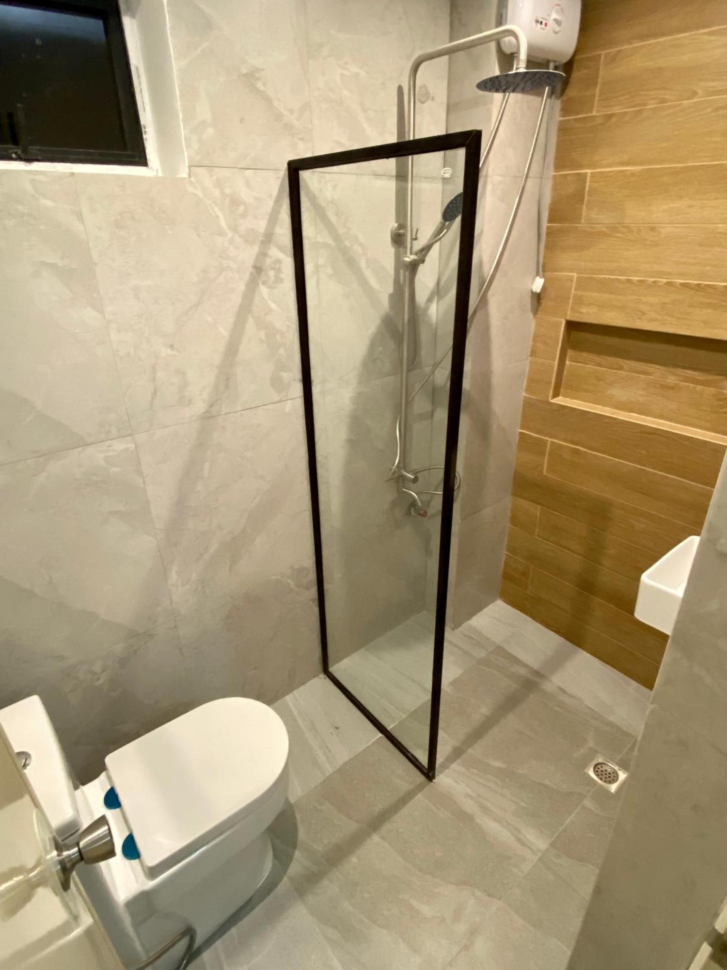 Aurora Suites Pasay Zewnętrze zdjęcie